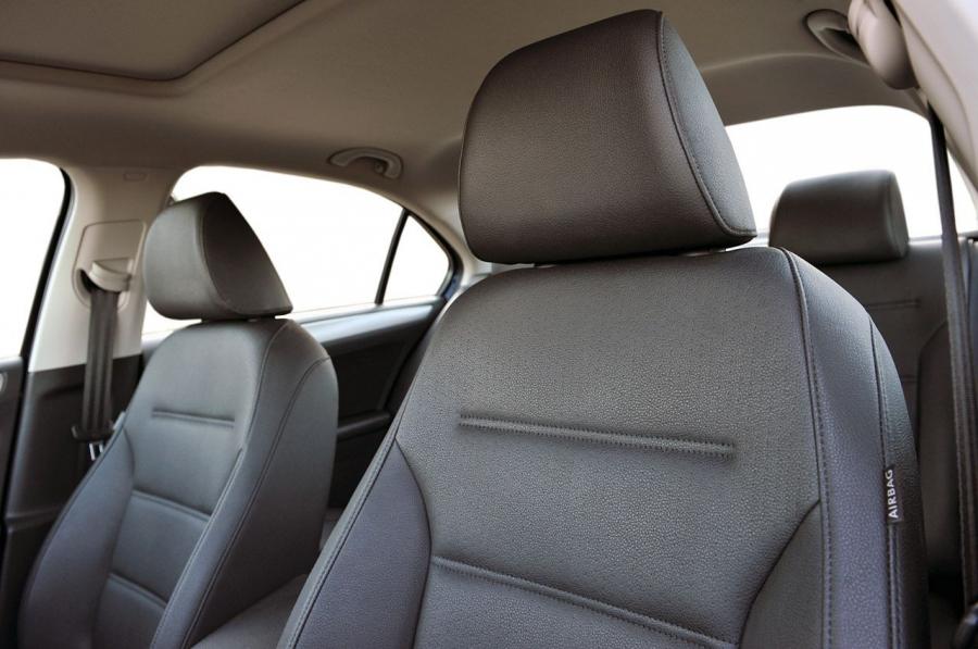  Volkswagen Jetta TDi 2011 года  (фото 31 из 120)